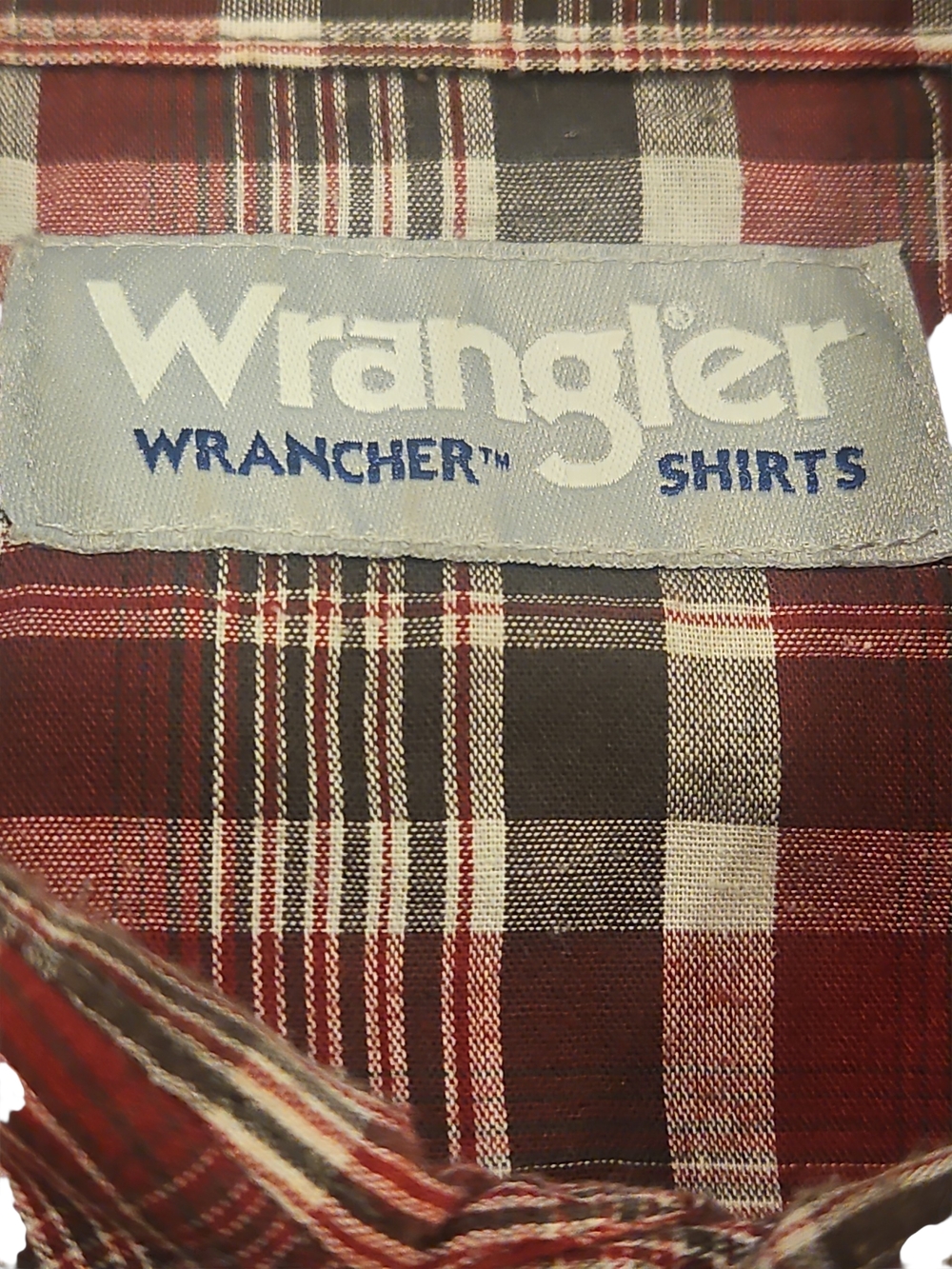 Wrangler Men's Red and White Plaid Western Button-Down Shirt - Picture 3 of 4